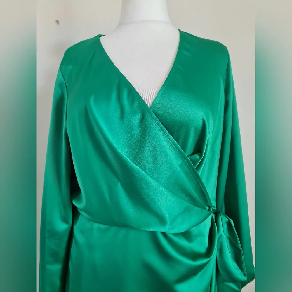 River Island green wrap satin mini dress size 18 NWT plus size - Picture 6 of 13